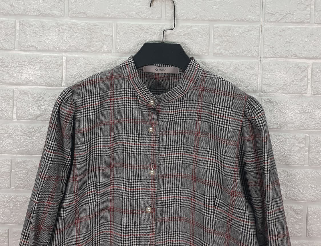 [55]온앤온 퍼프소매 블라우스 상품이미지3