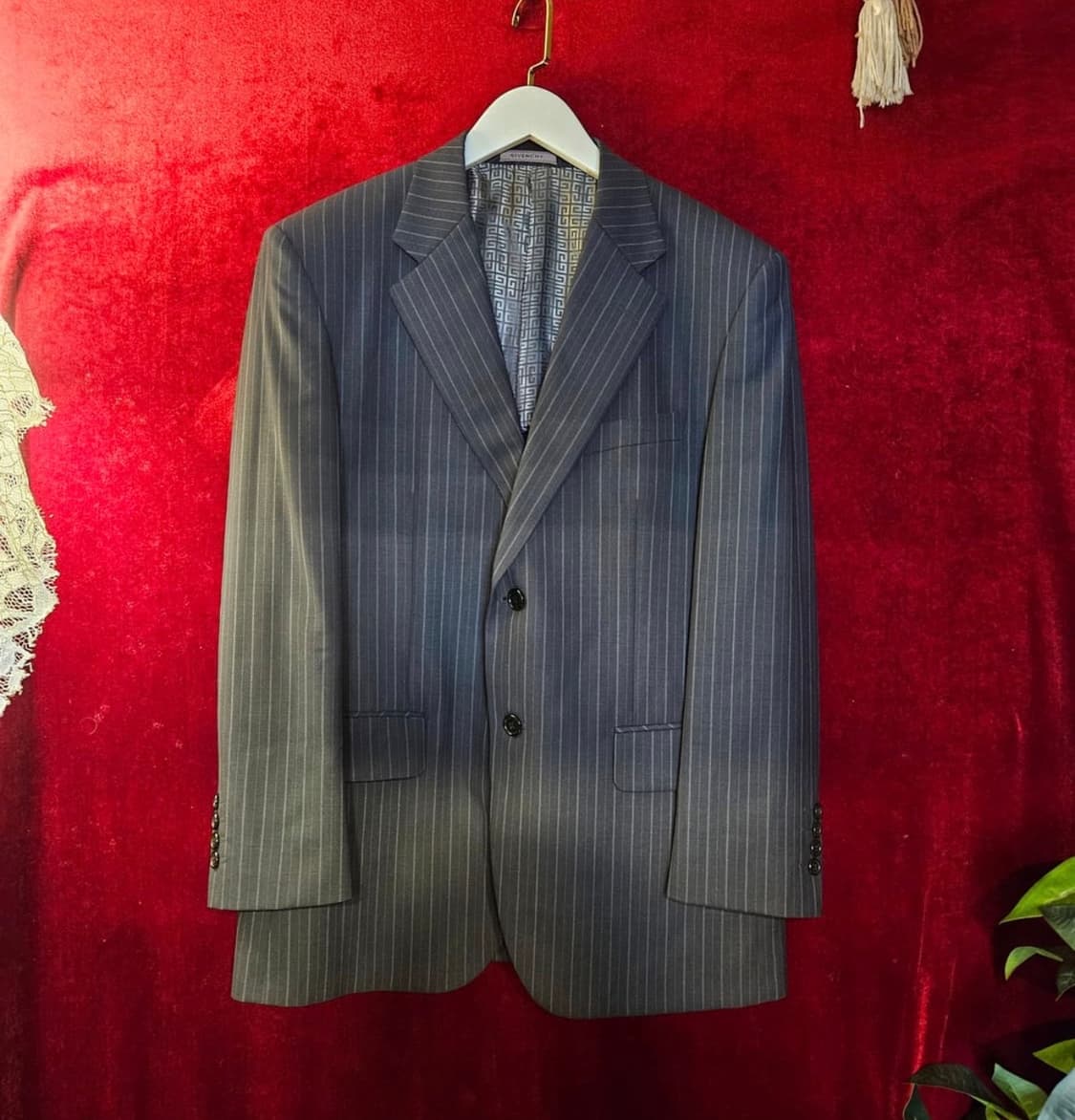 지방시(GIVENCHY) 챠콜 스트라이프 정장 셋업(95-100) 상품이미지1