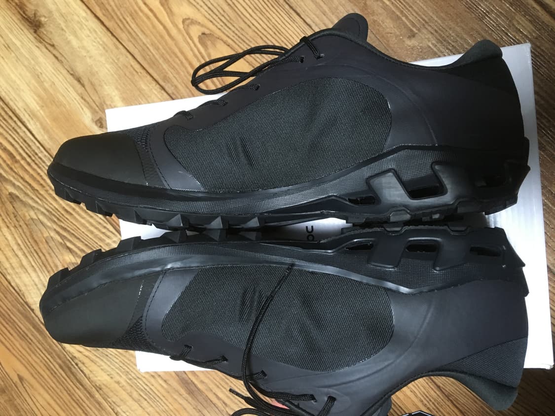 온러닝 파프 클라우드벤처 블랙 판매합니다  상품이미지5