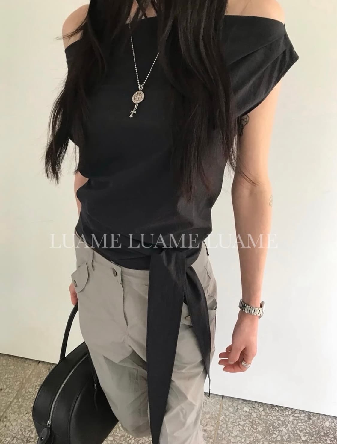 오프숄더 블라우스 상품이미지4