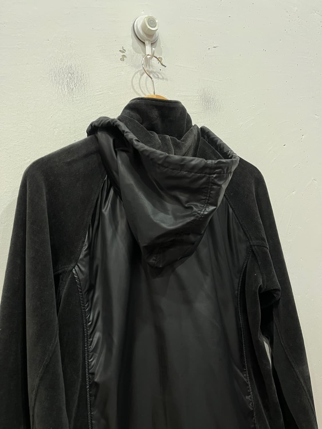 PUMA 퓨마 재팬 벨벳 트리밍 후드집업 블랙 M 상품이미지4