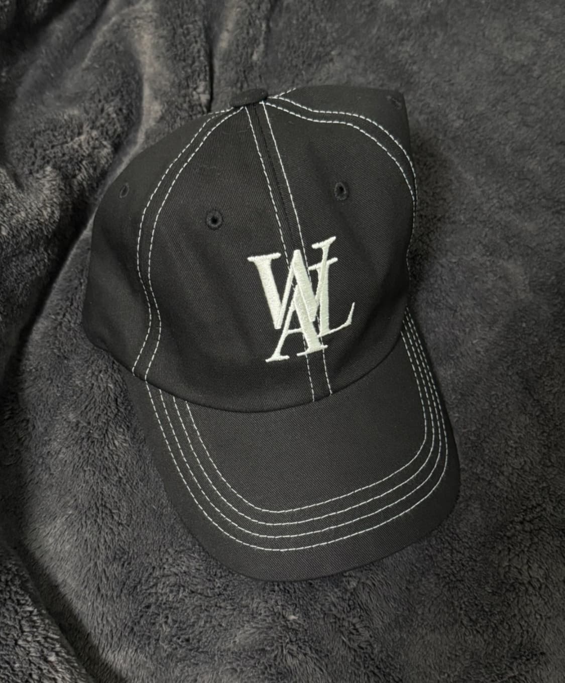 우알롱 시그니처 로고 볼캡 스티치 블랙 상품이미지1