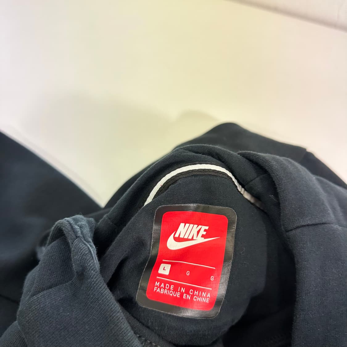 우먼L 나이키 블랙 테크팩 웜업런닝후드티 상품이미지4