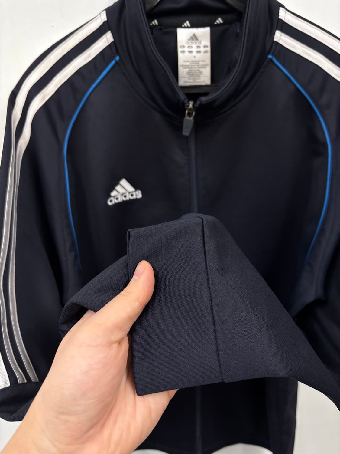 아디다스  트랙탑 상품이미지3