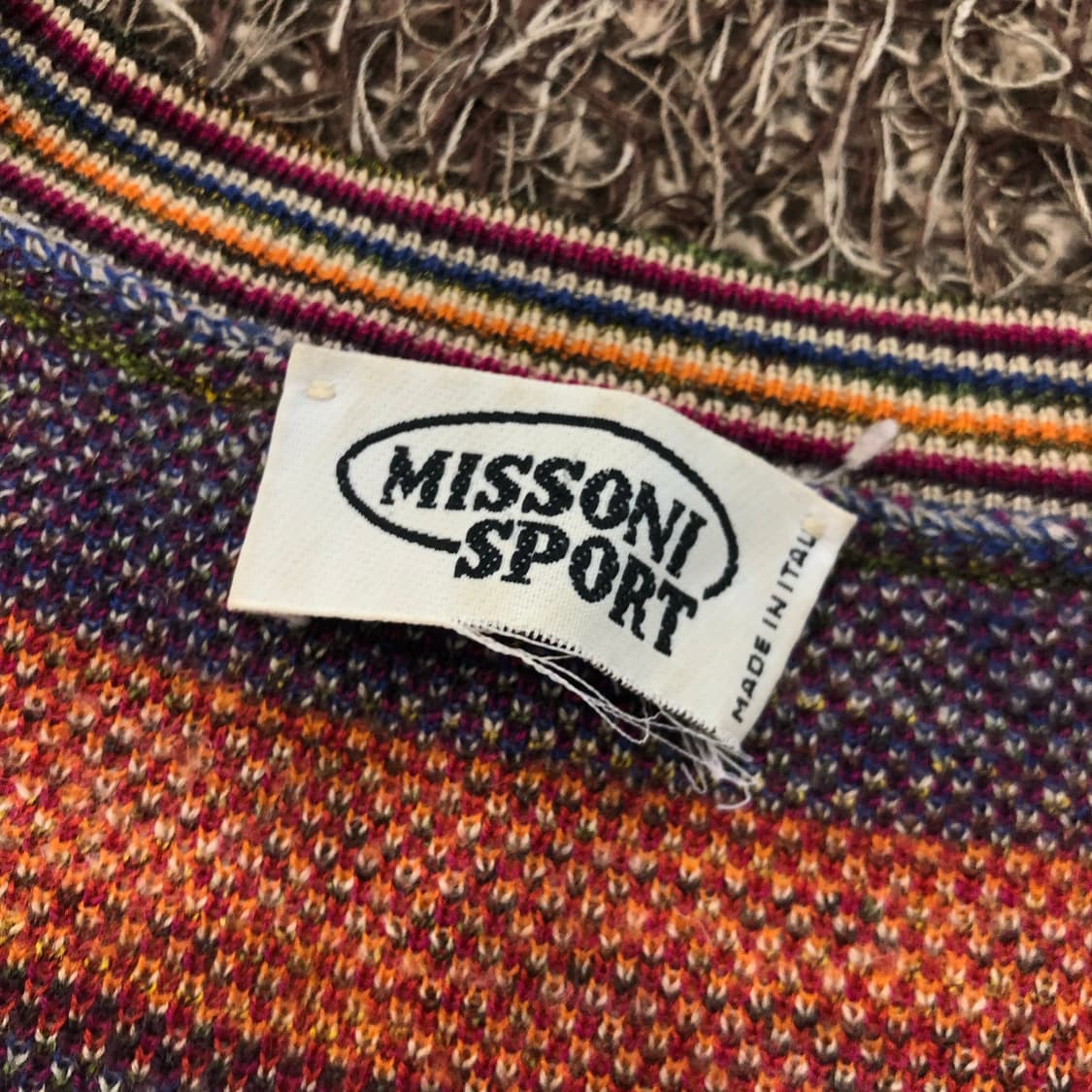 미쏘니 울 멀티컬러 패턴 니트 상품이미지3
