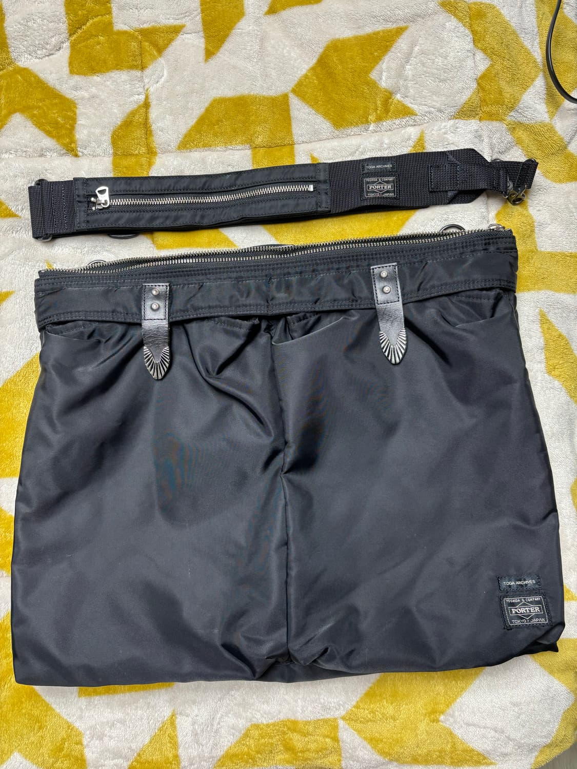 급처)토가 x 포터 2WHY 헬멧백 크로스백 토트백 TOGA X PORT 상품이미지1