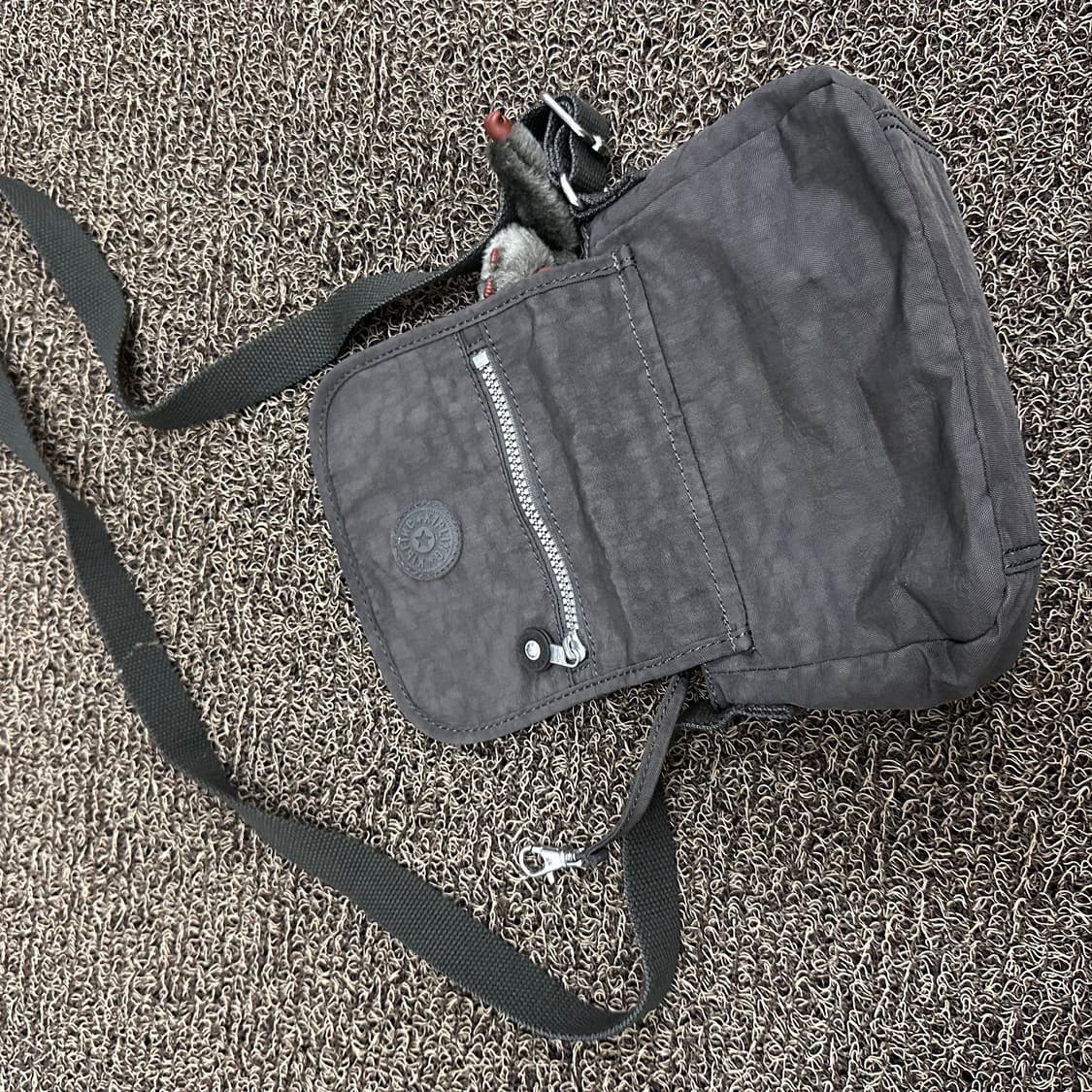 키플링 여성 미니 크로스백 가방 상품이미지4