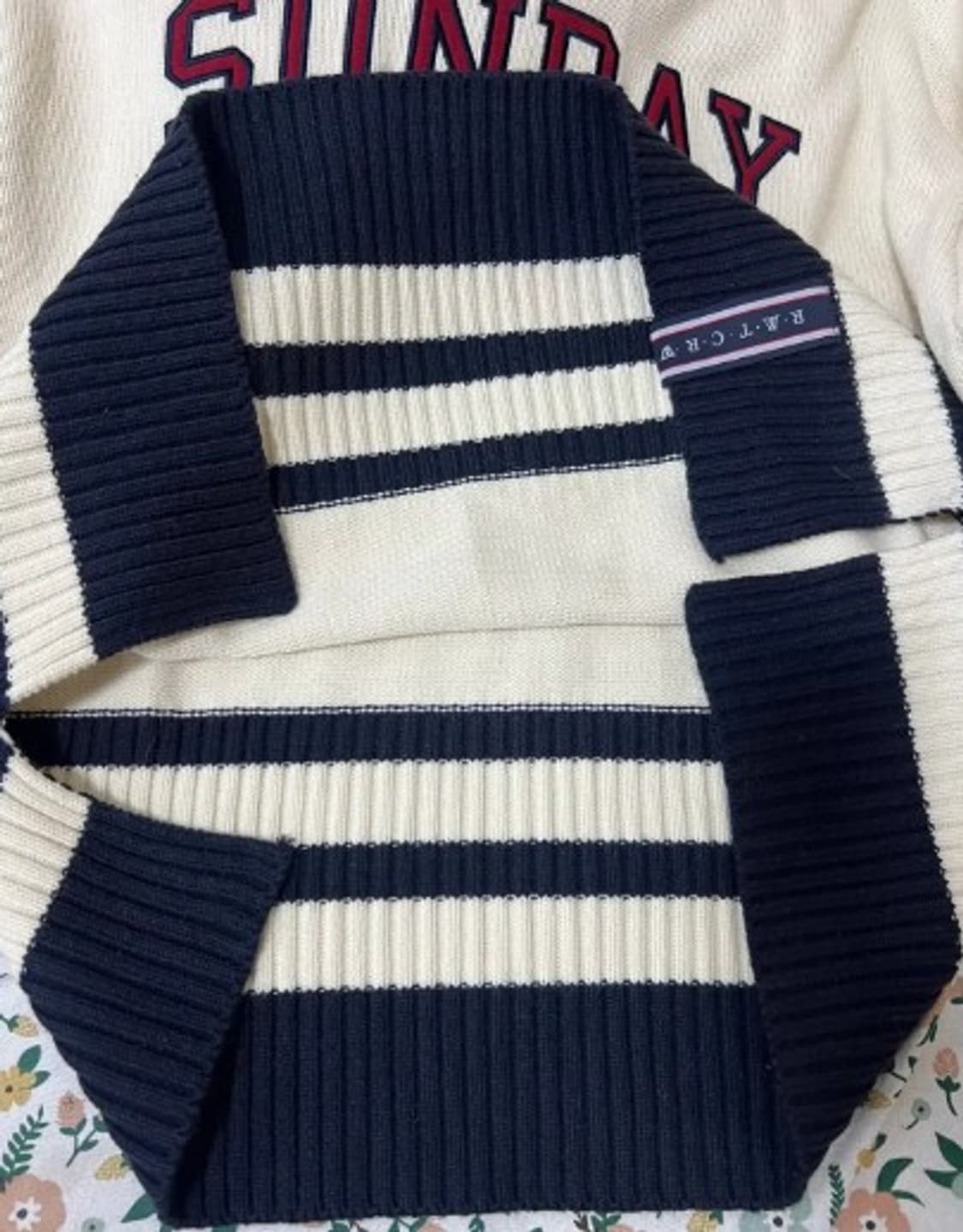 RMTCRW 로맨틱크라운 남성니트 L 상품이미지4