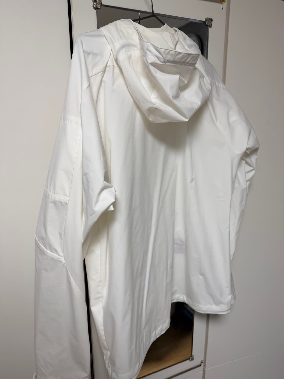 Cp 컴퍼니 바람막이 상품이미지2