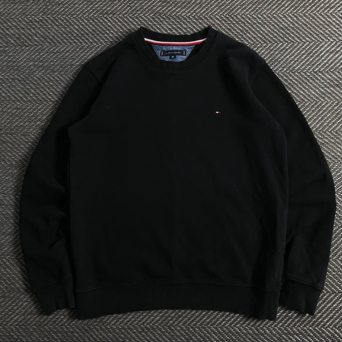 타미힐피거 스몰 자수로고 블랙 맨투맨y 3904 상품이미지2