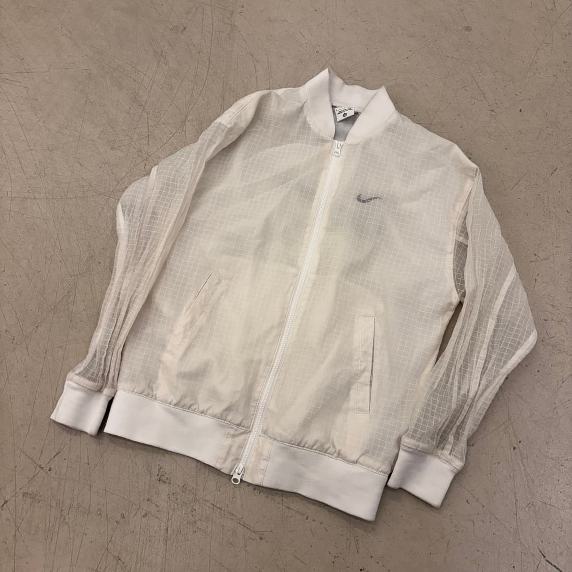 나이키 빅로고 시스루 바람막이 상품이미지1