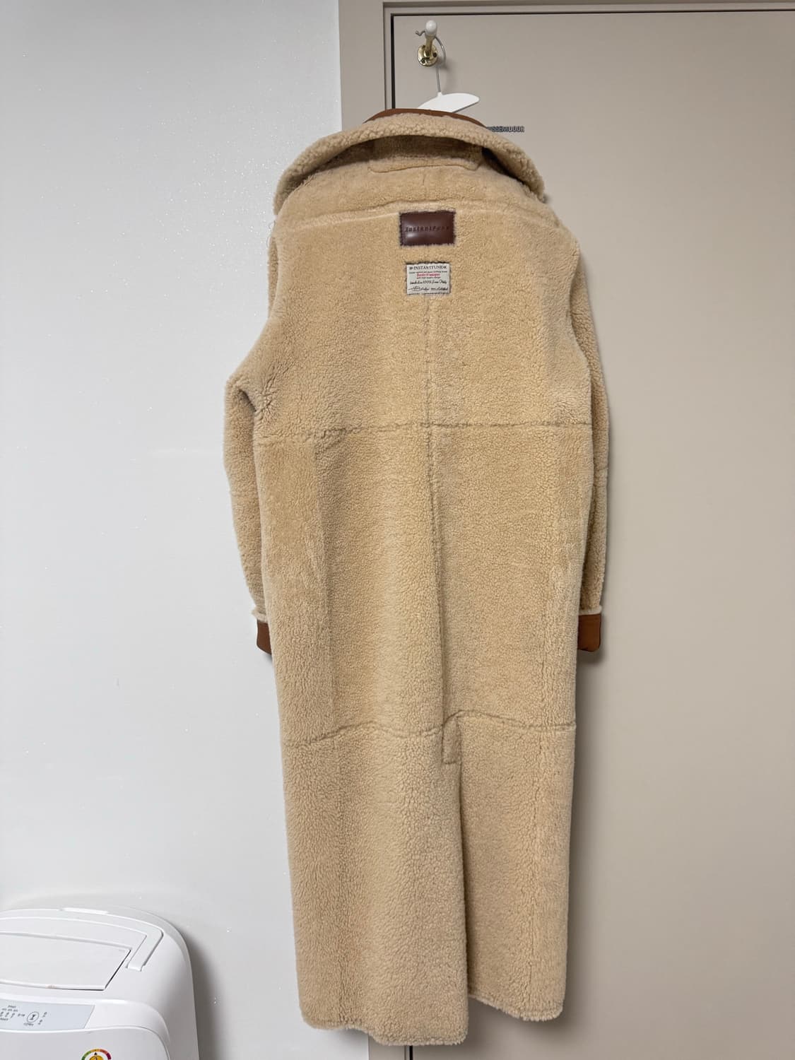 차정원착용 인스턴트펑크 리버시블 롱무스탕1Size (정가198만원) 상품이미지9