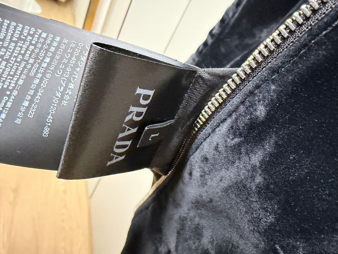 프라다 벨벳 블루종 자켓 상품이미지6