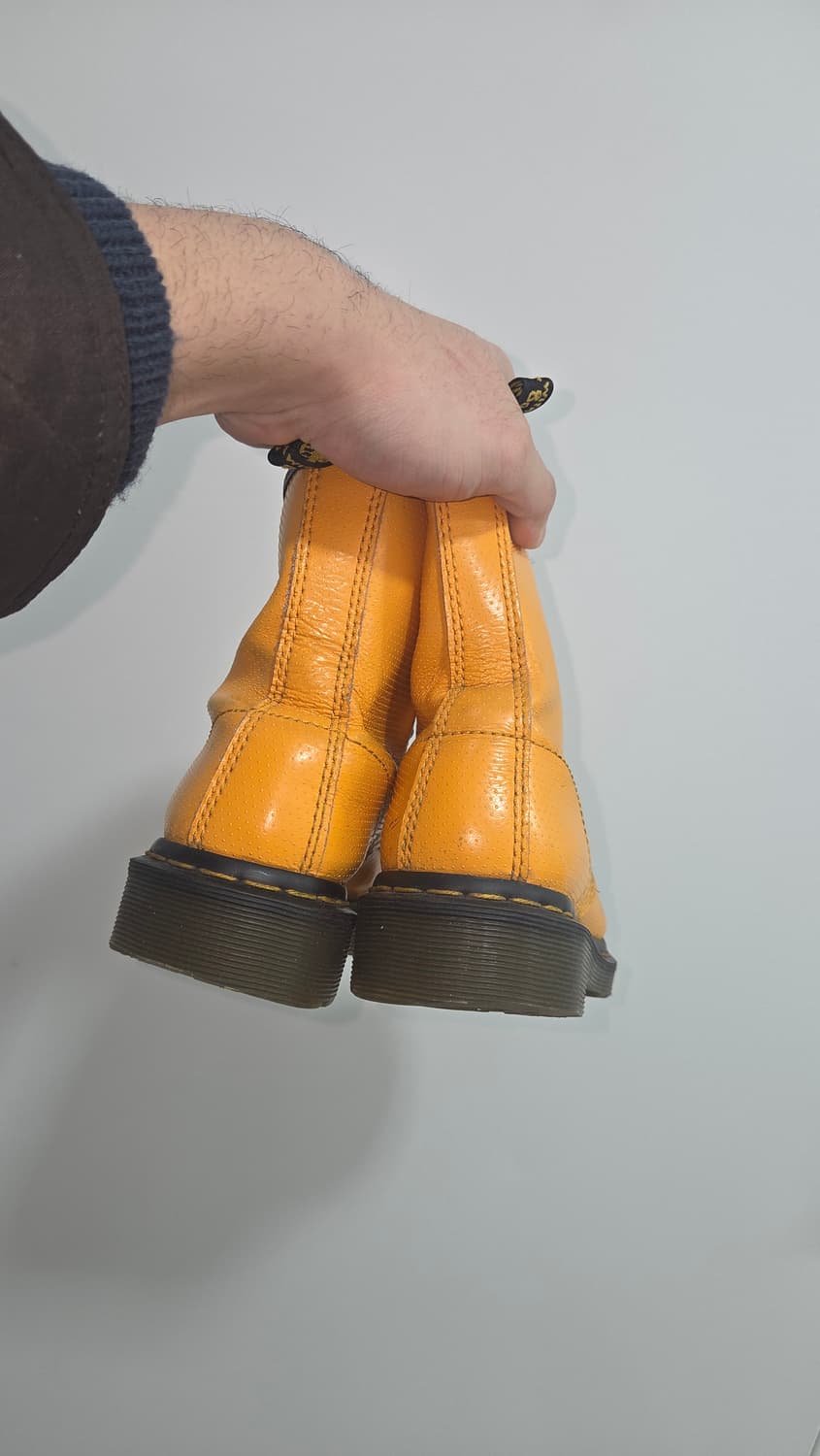 Dr. Martens Yellow Boots 250 상품이미지6