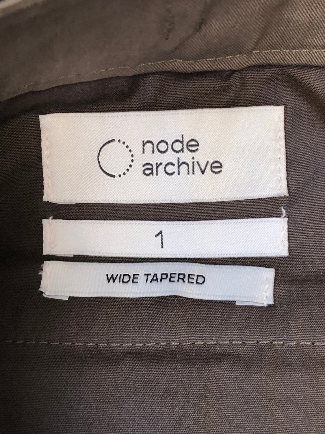 노드아카이브 와이드테이퍼드 치노 상품이미지5