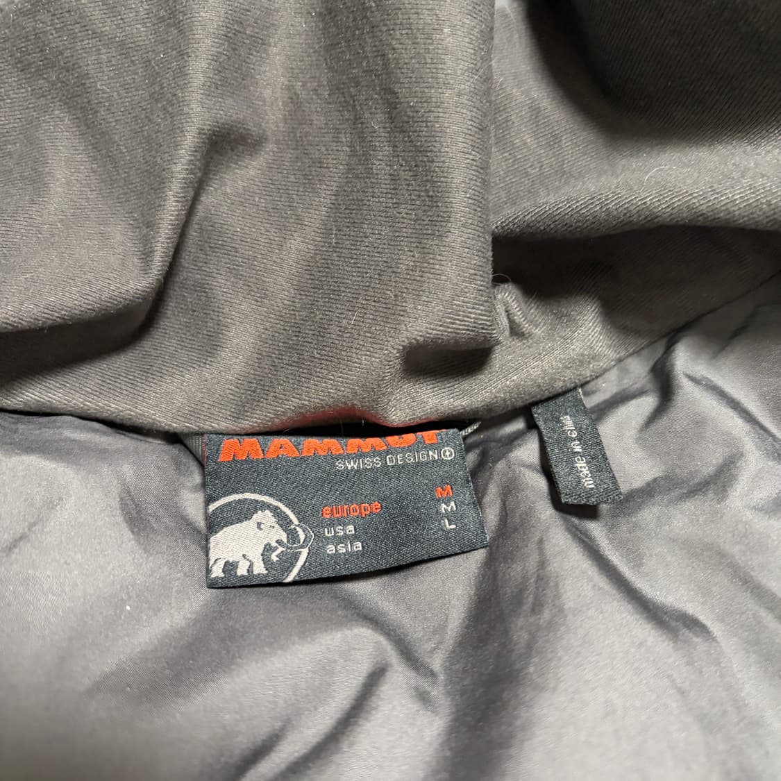 마무트 그린 800필 구스다운 패딩 상품이미지4