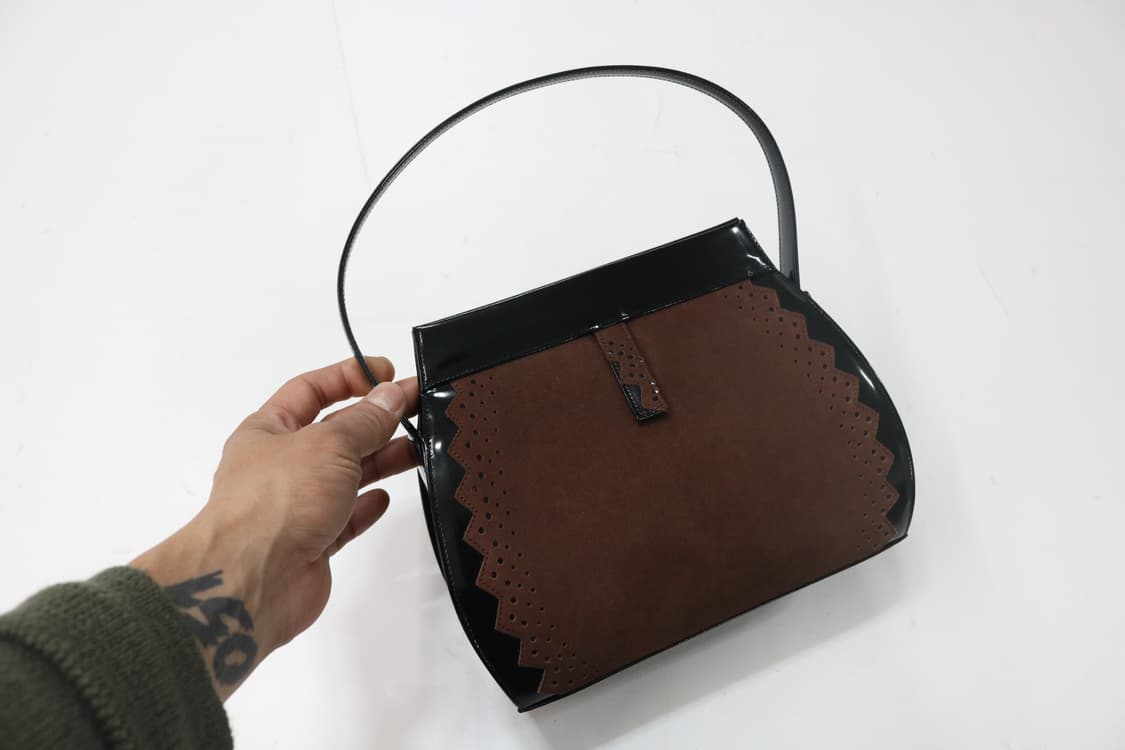 히로코 코시노 빈티지 스웨이드 콤비 에나멜 핸드백 상품이미지3