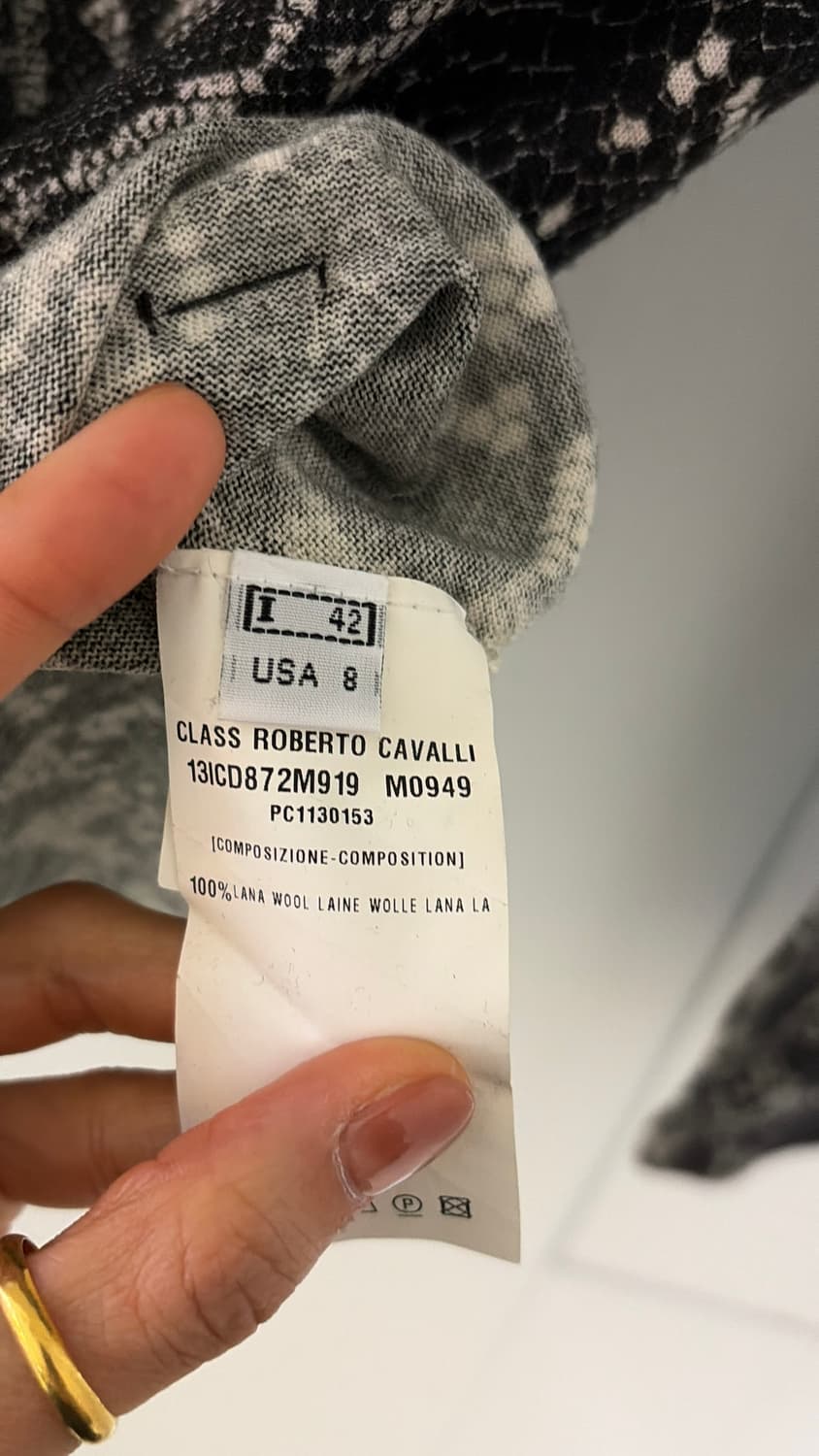 Roberto Cavalli 뱀피무냥 니트 44,55 정품 상품이미지4