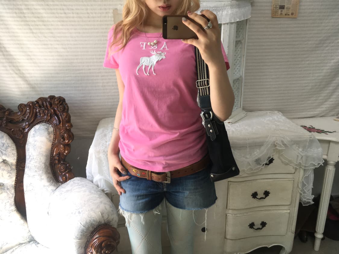 아베크롬비 핑크 반팔 티셔츠 상품이미지3