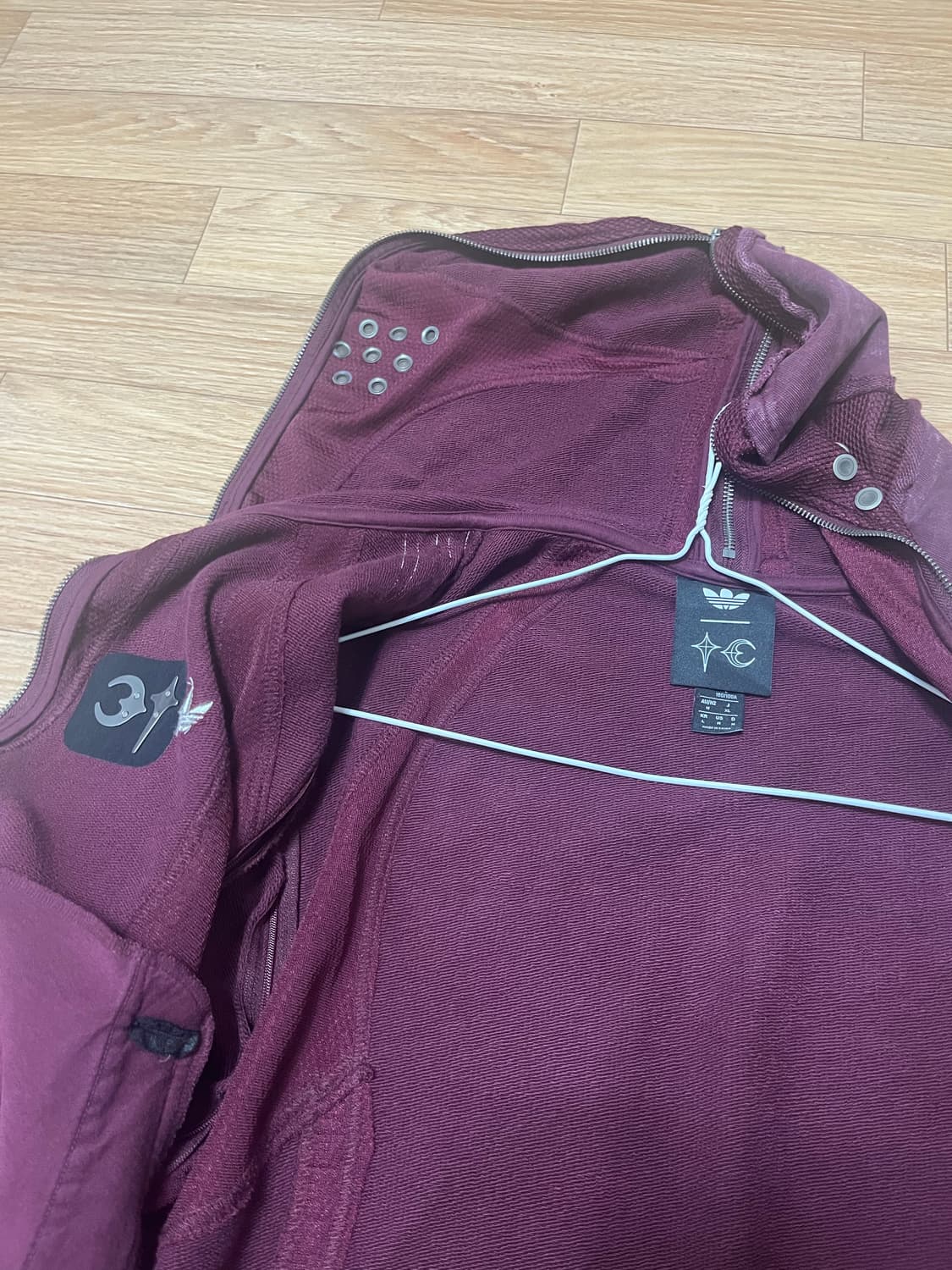 떠그클럽 아디다스 후드집업 상품이미지3