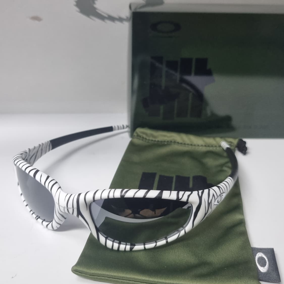 오클리 뉴스트레이트 자켓 뱅갈 새제품 상품이미지1