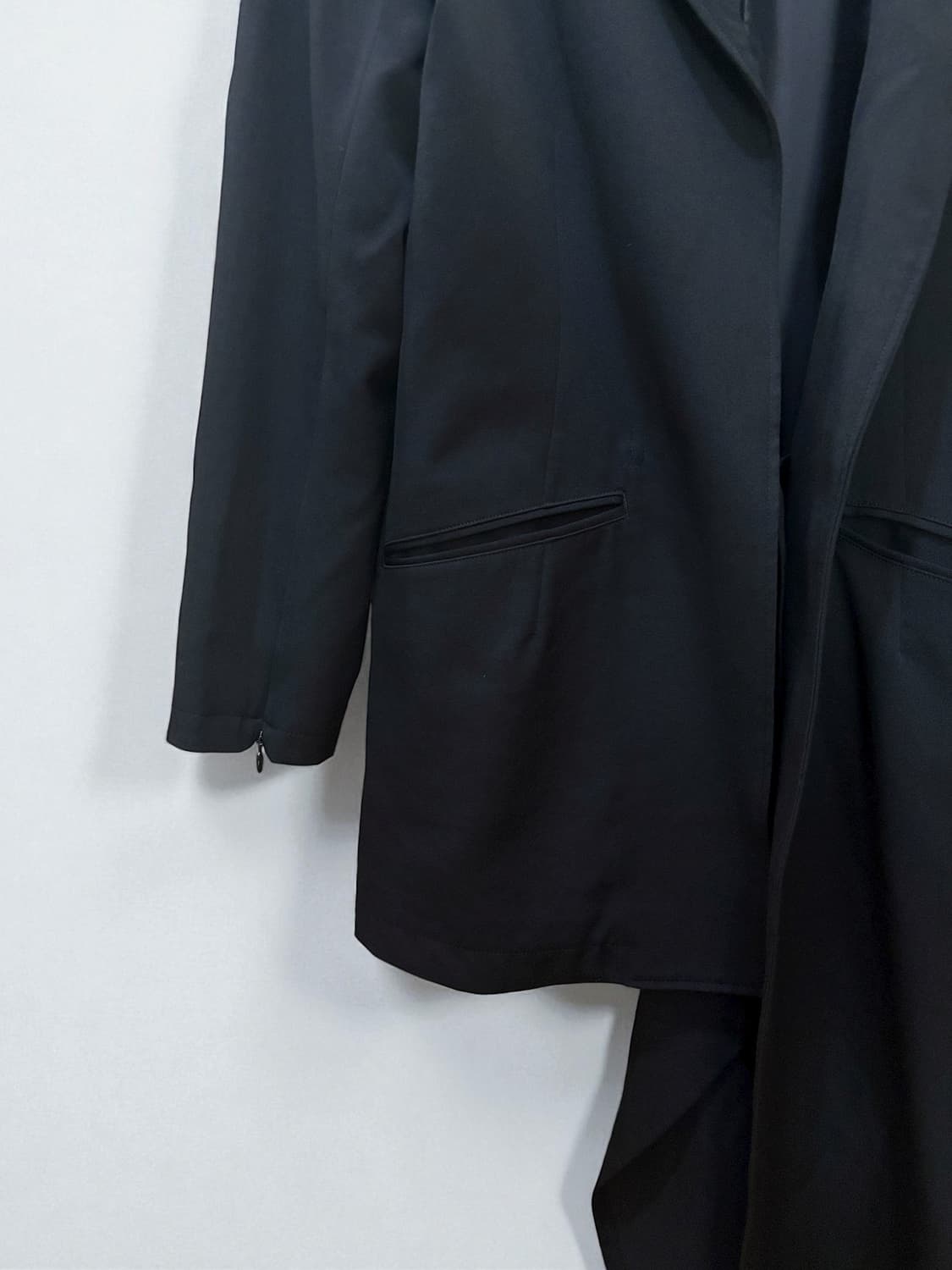 Yohji Yamamoto Asmmetrical Jacket 상품이미지4