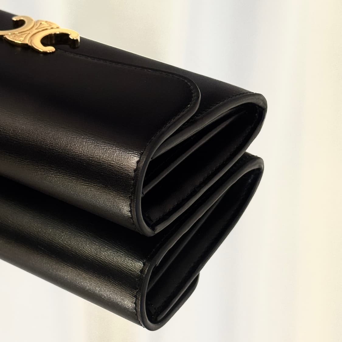 셀린느 트리오페 장지갑 카프스킨 롱월릿 상품이미지4