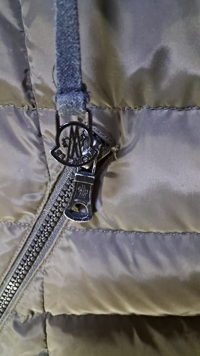 몽클레어 패딩 여성카키3 상품이미지4