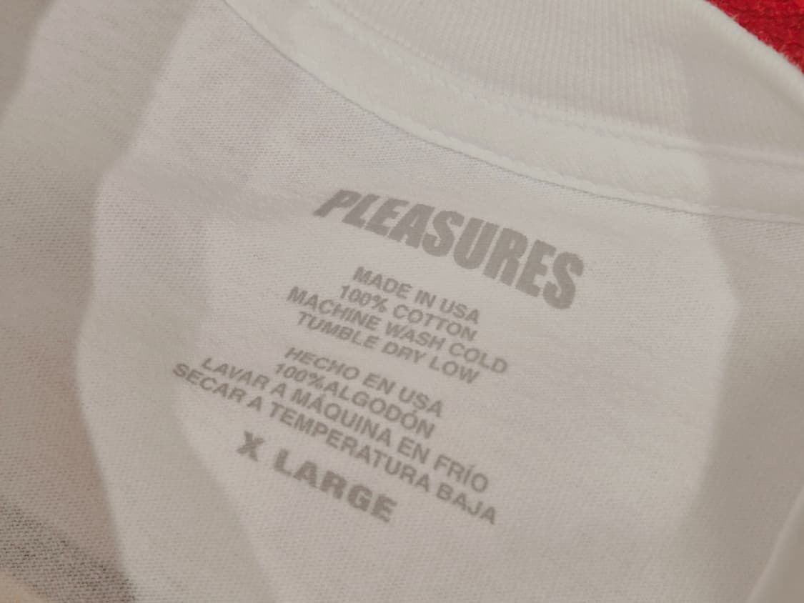 플레져스 페라리 반팔 티셔츠 상품이미지3