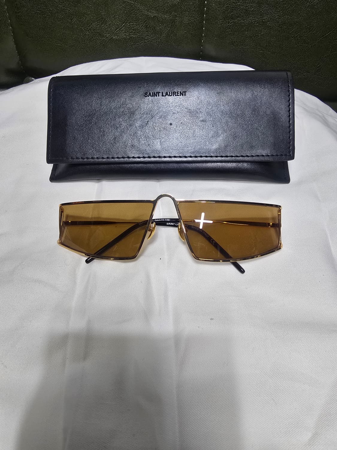 생로랑 프레임 선글라스 상품이미지3