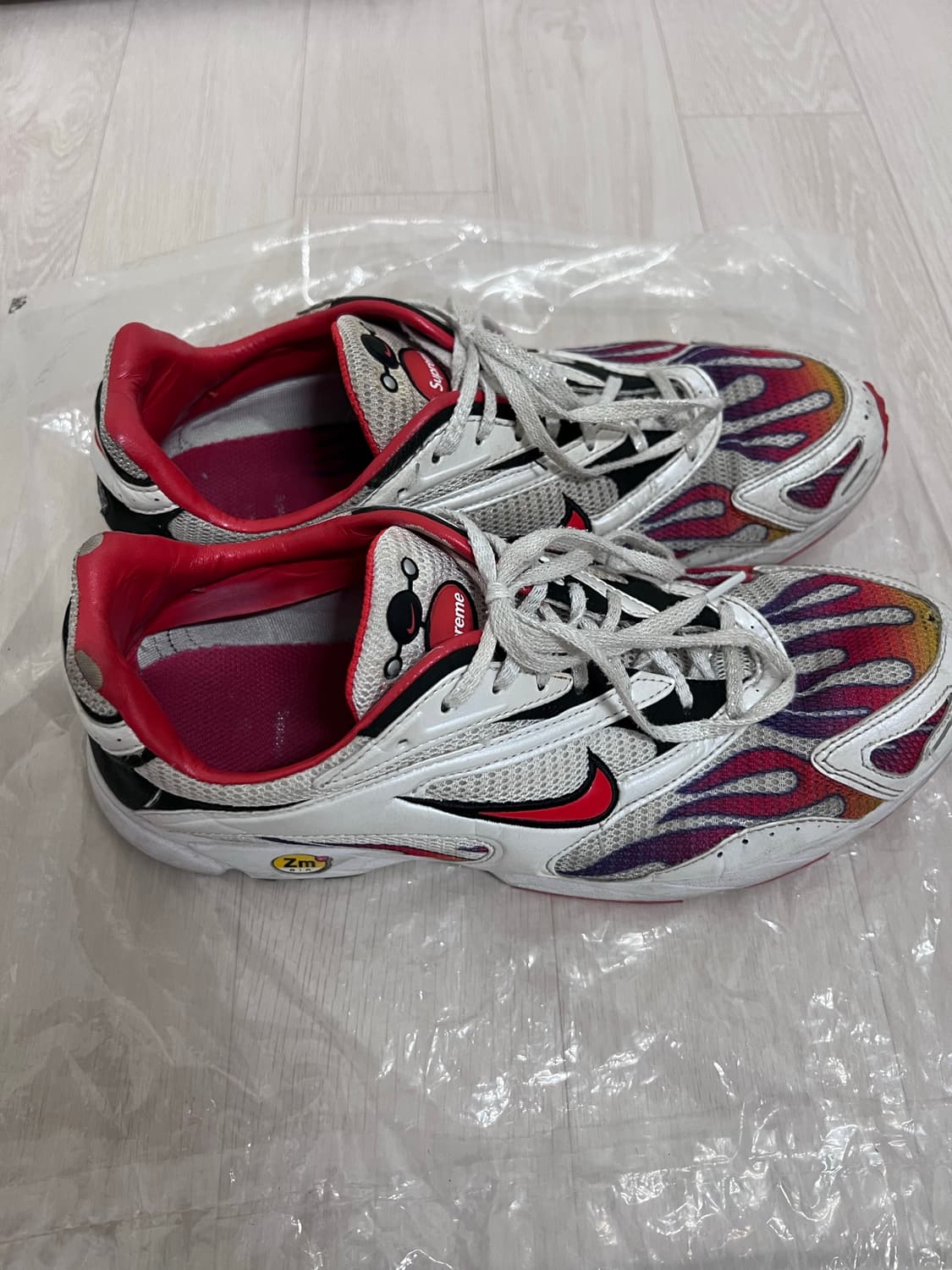 Nike x Supreme 슈즈 상품이미지2