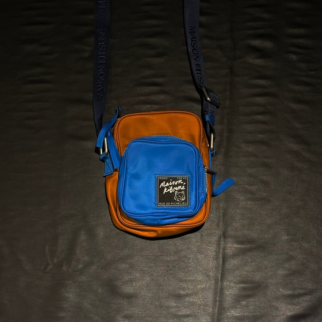 메종키츠네 로고패치 나일론 크로스백 상품이미지1