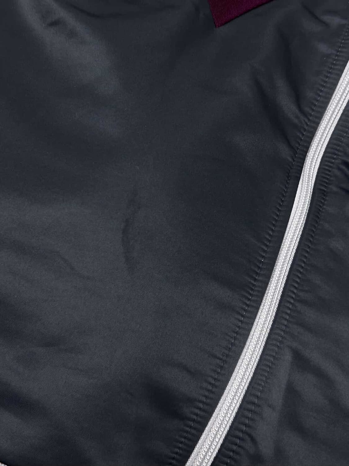 아디다스 자수로고 버건디 배색 져지 상품이미지9