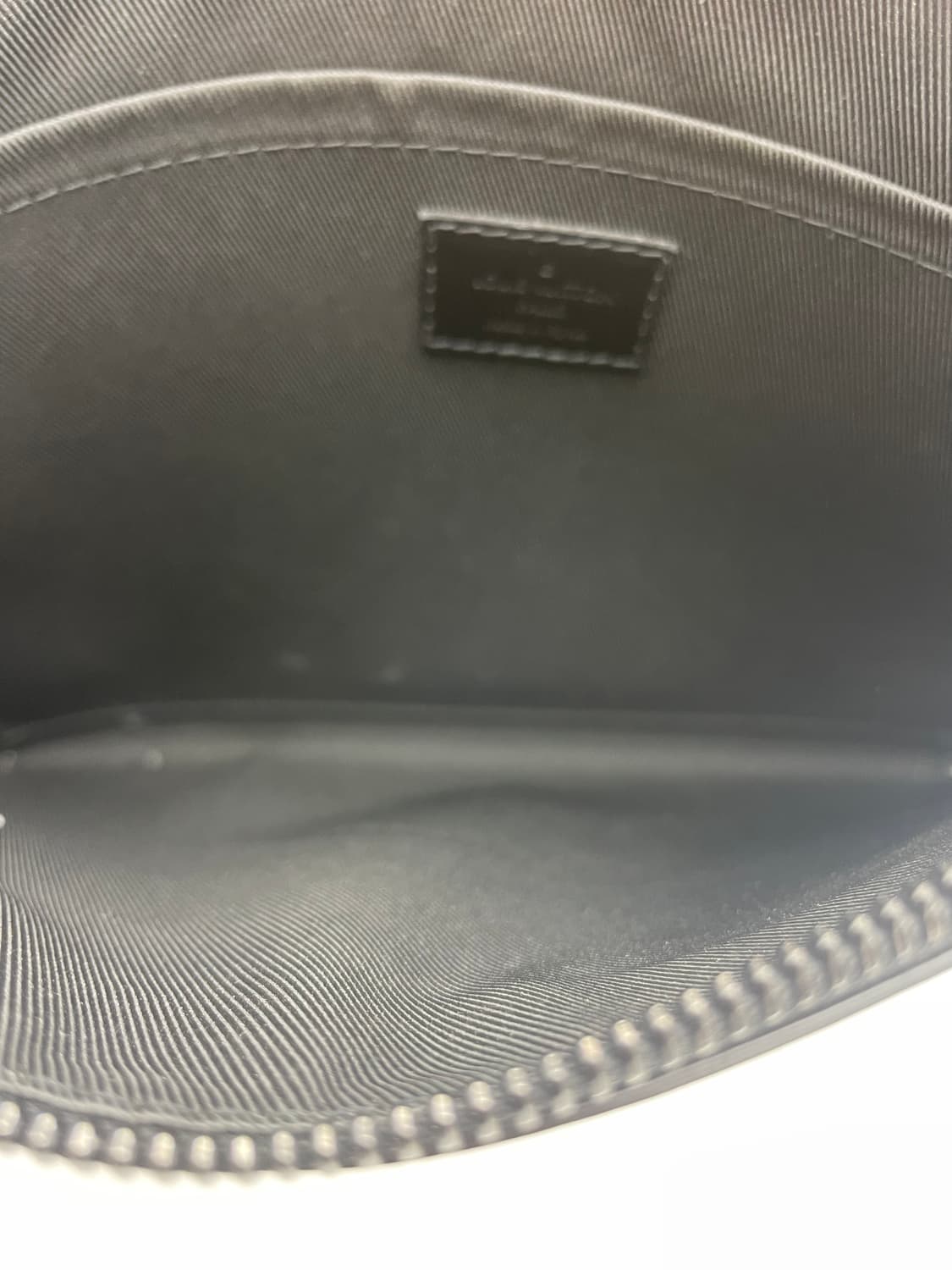 [ 정품 / 새상품급 ] 루이비통 이클립스 포쉐트 투고 클러치 상품이미지4