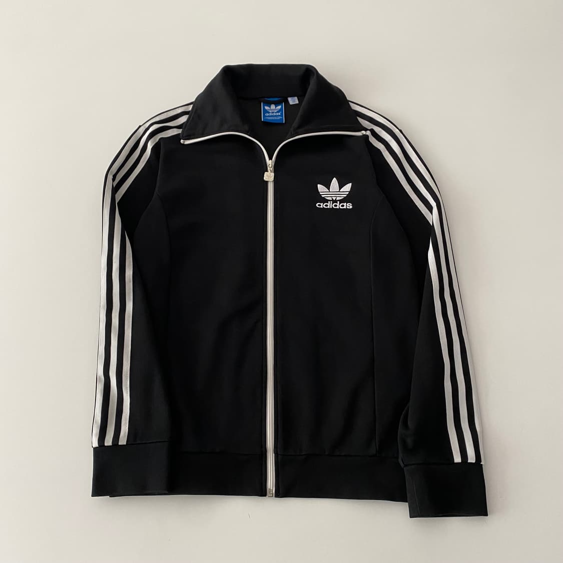 100) 아디다스유로파져지 A2201 상품이미지4