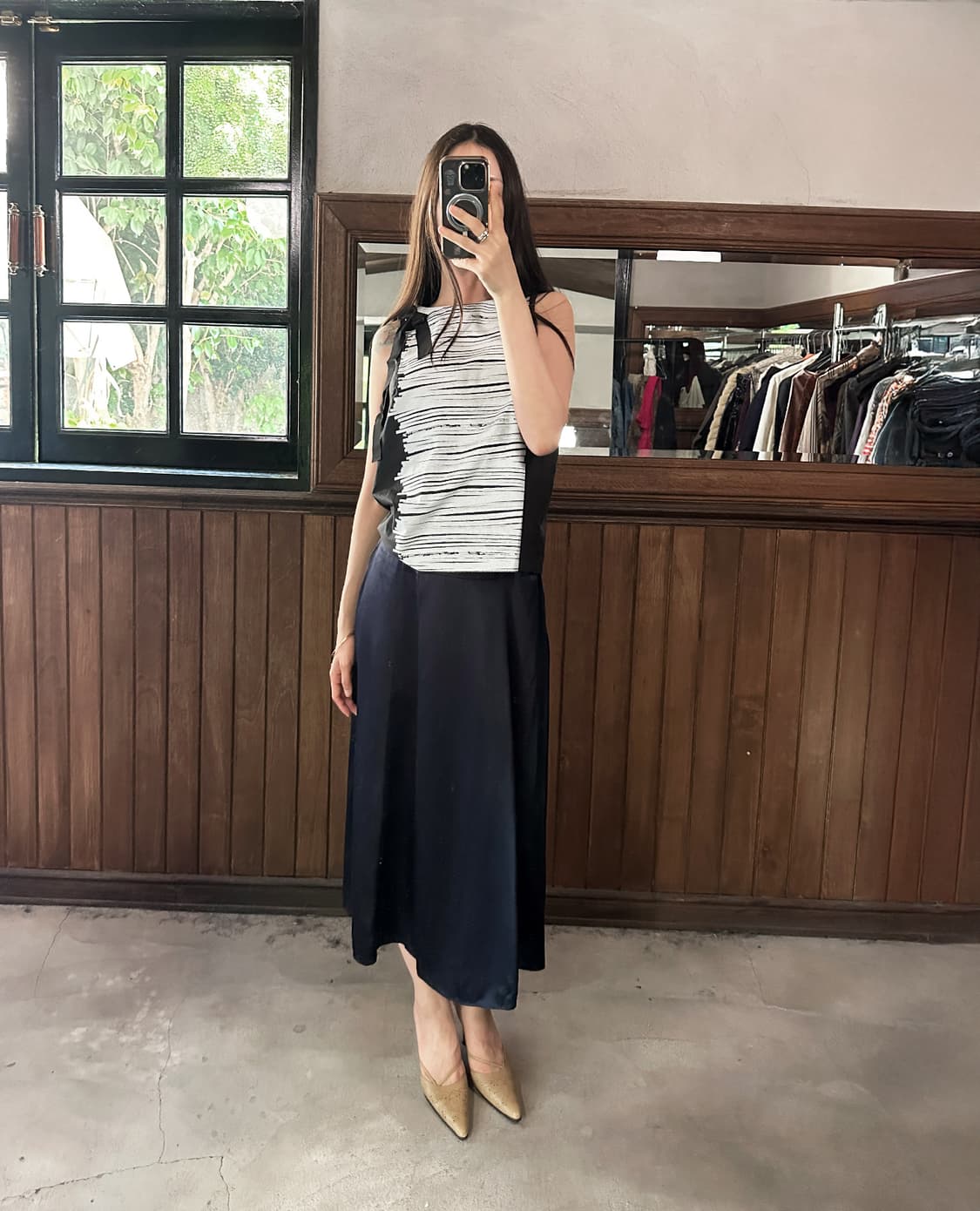 THEORY pleated midi skirt 상품이미지1