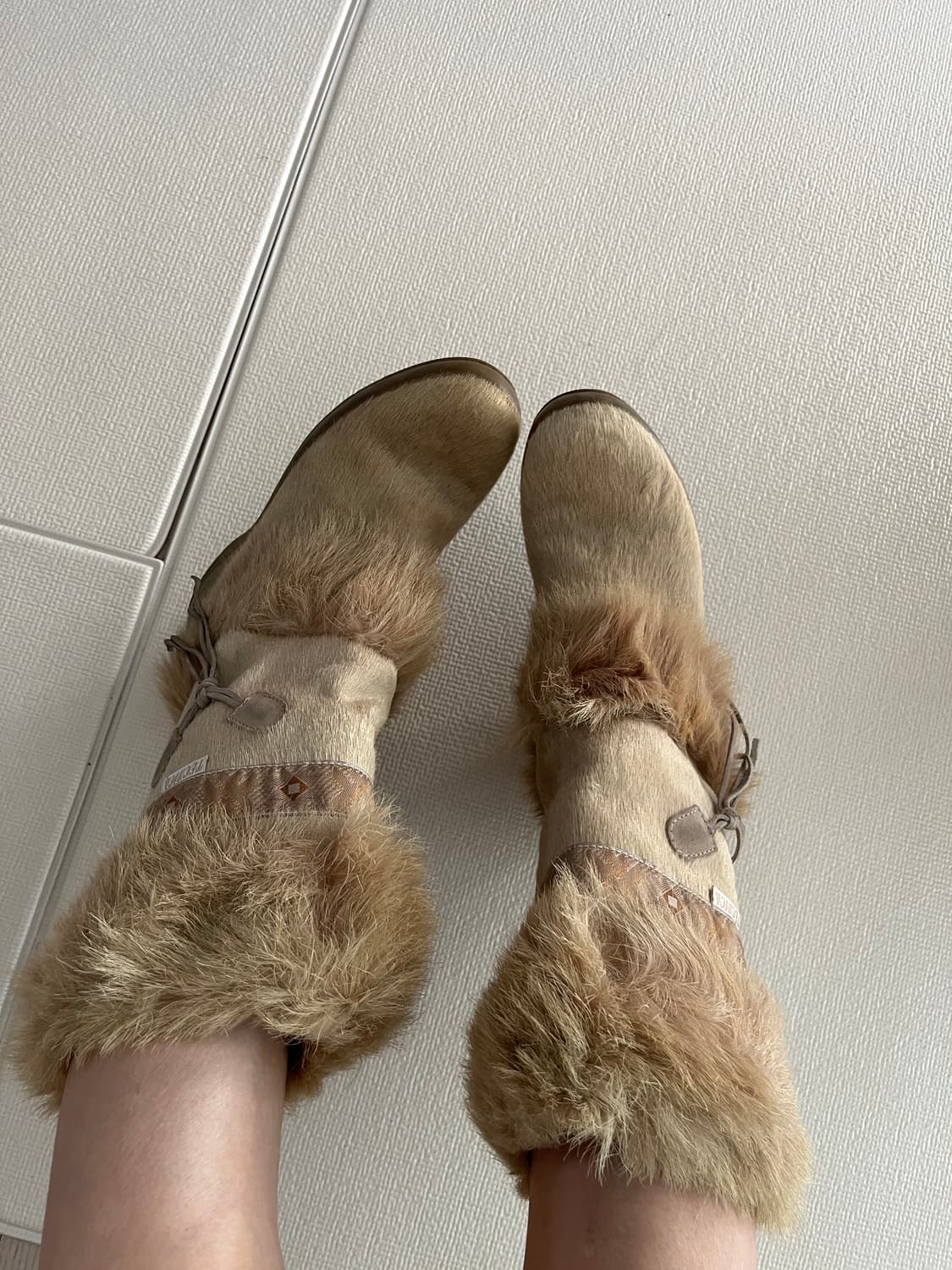 이태리 브랜드 테크니카 사의 염소가죽 털부츠 상품이미지5