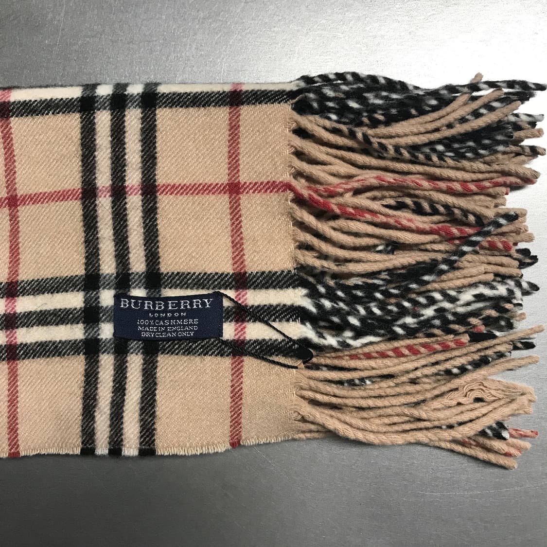 버버리 정품 캐시미어 머플러 베이지 상품이미지4