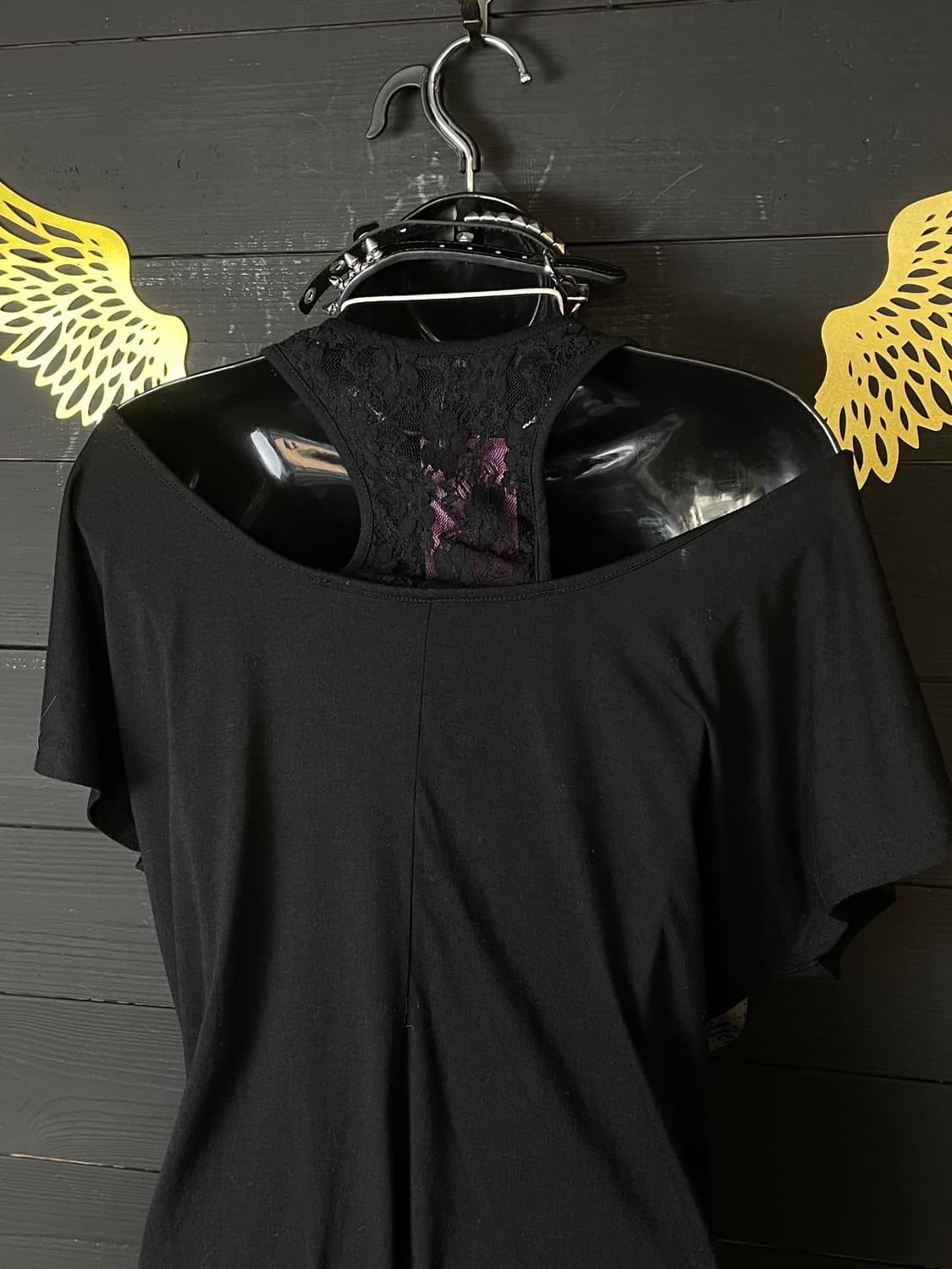 CORNFLAKE 콘플레이크 펑크 레이스 오프 숄더 레터링 셔링 탑 상품이미지8