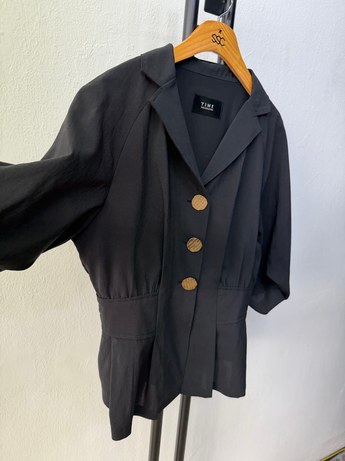 정품)TIME 타임 한섬 블랙 금장 버튼 자켓 88 상품이미지2