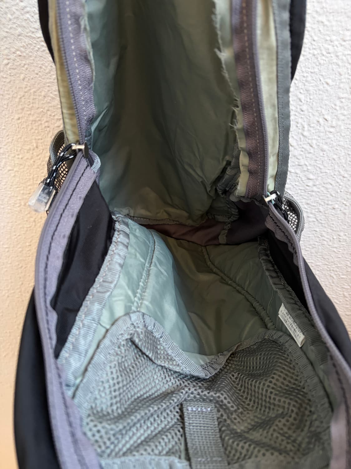 Coleman backpack 상품이미지4