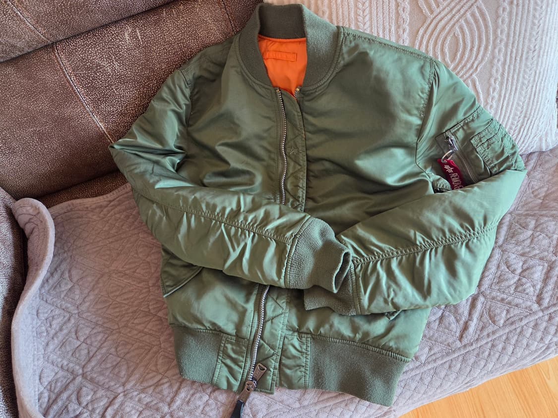 알파인더스트리 ma-1 카키 상품이미지1