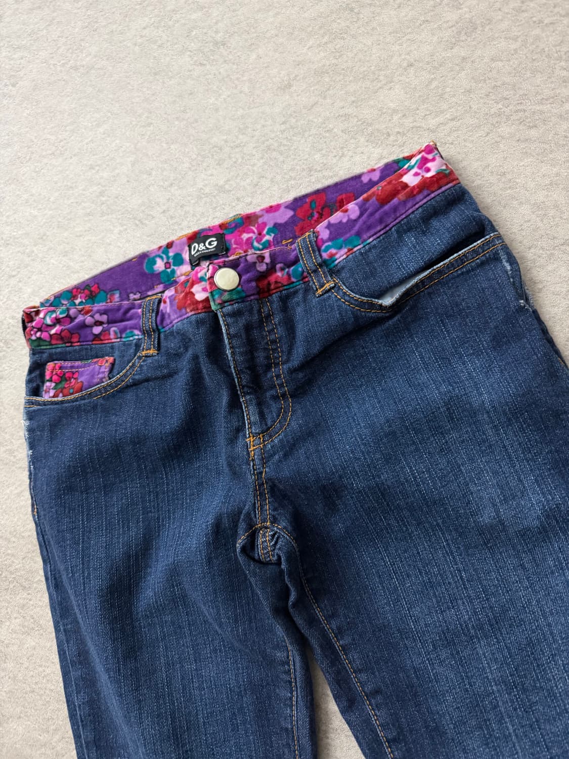 D&G 플라워 패턴 부츠컷 데님팬츠 상품이미지3
