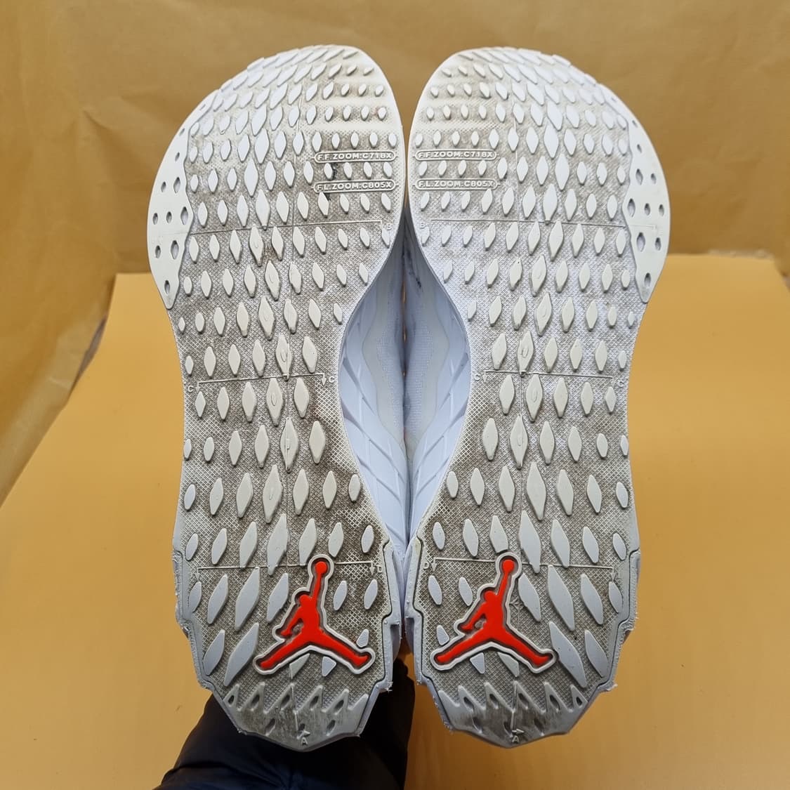 나이키 조던 줌 트루너 남성운동화280 상품이미지3