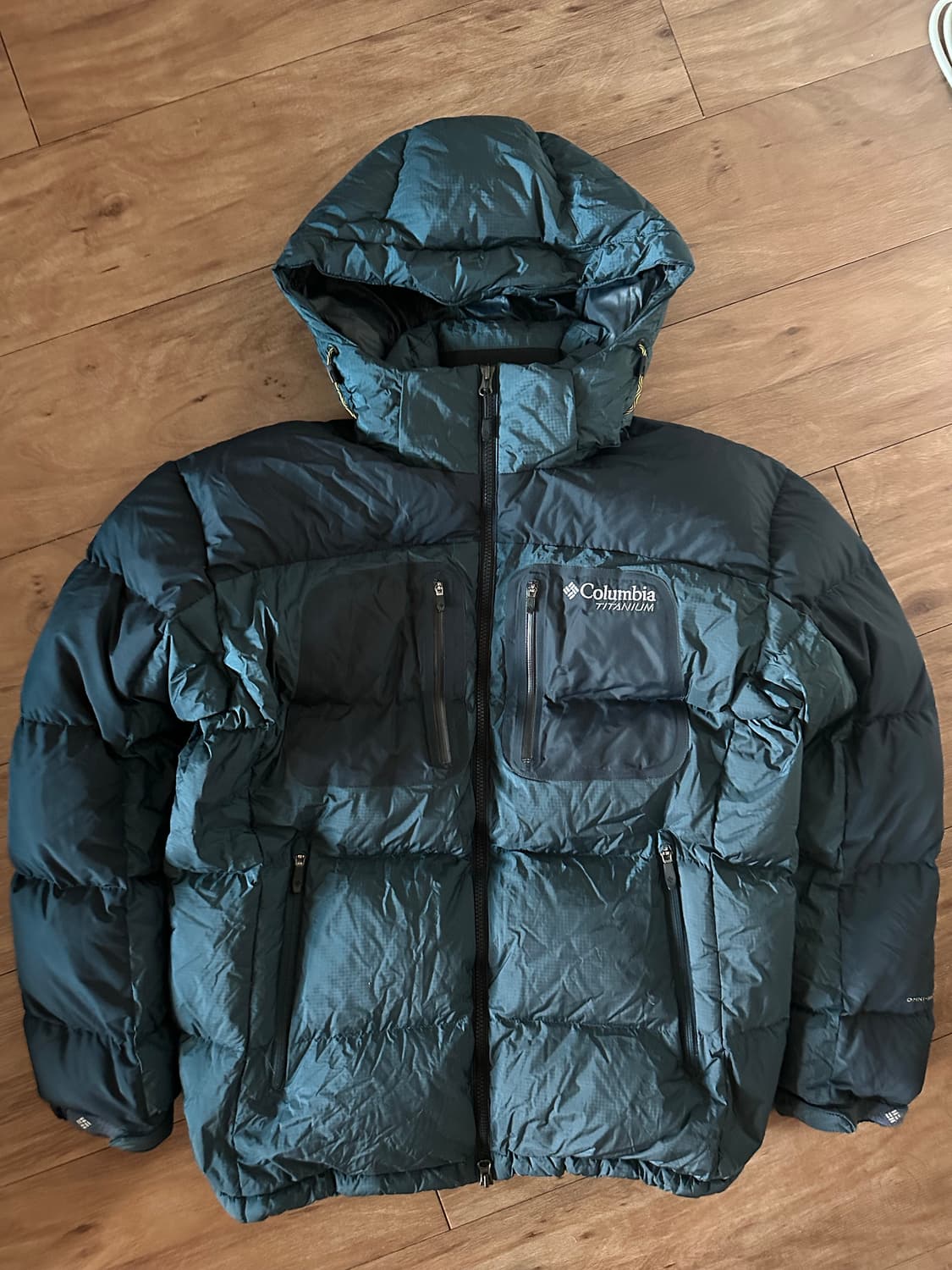 컬럼비아 티타늄 남성 패딩 XXL 판매 상품이미지1