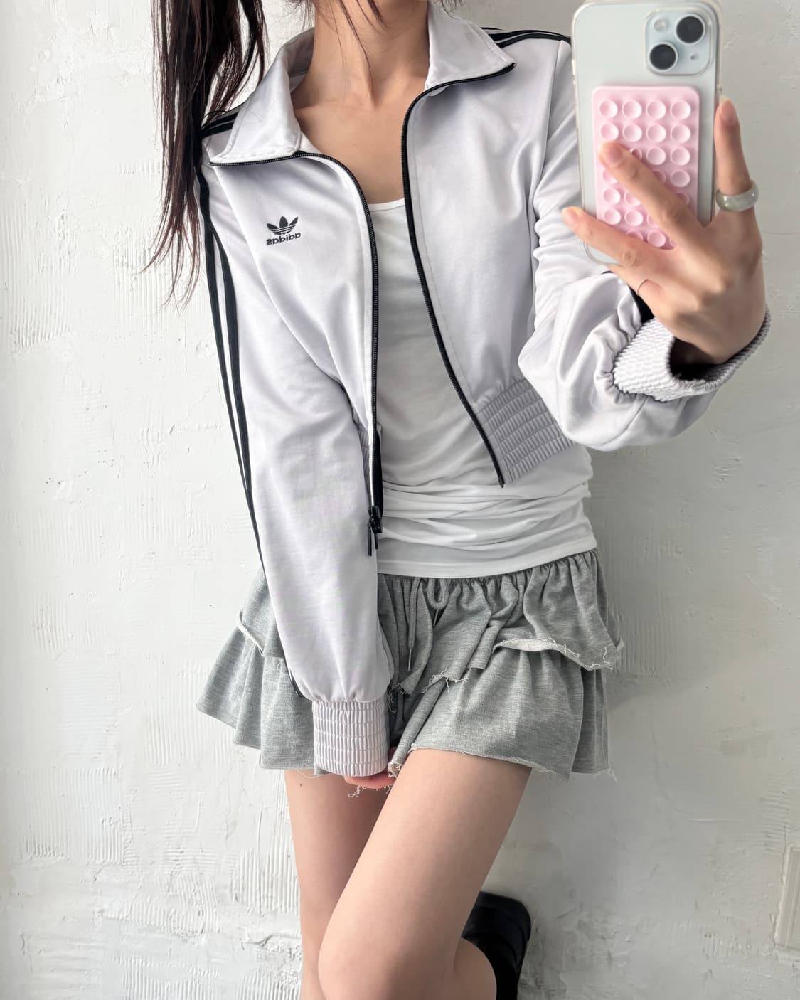 Adidas 아디다스 실버그레이 컬러 크롭 트랙 집업자켓 상품이미지1