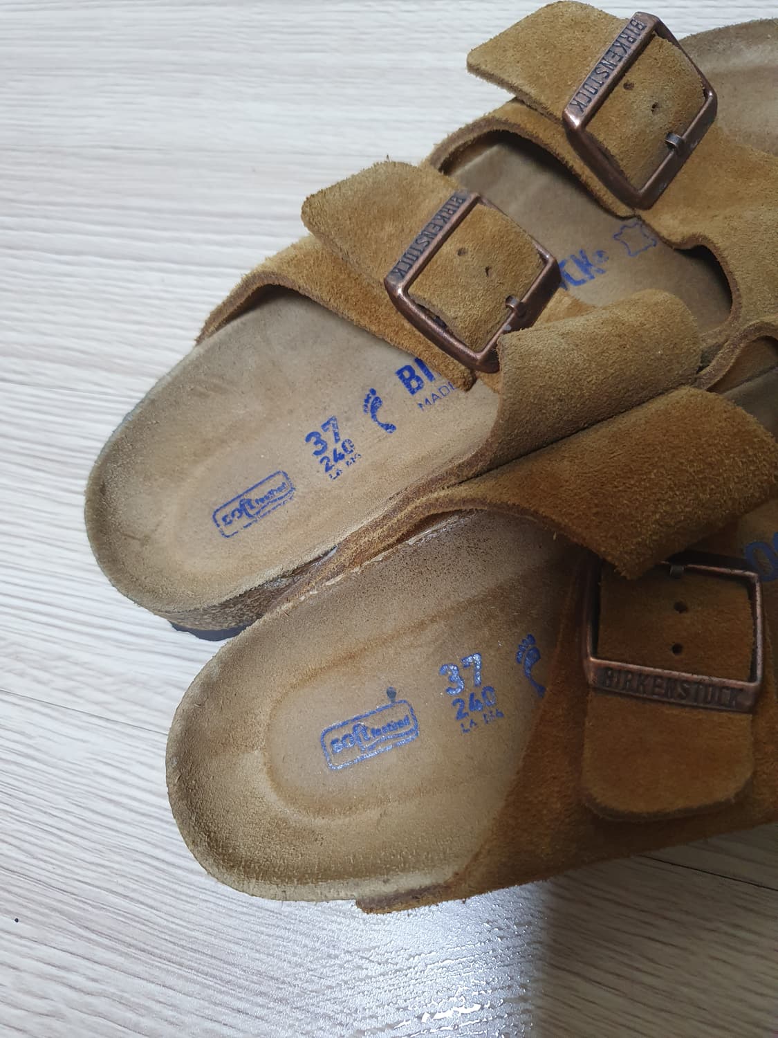 버켄스탁 아리조나 스웨이드 슬리퍼 240 상품이미지8