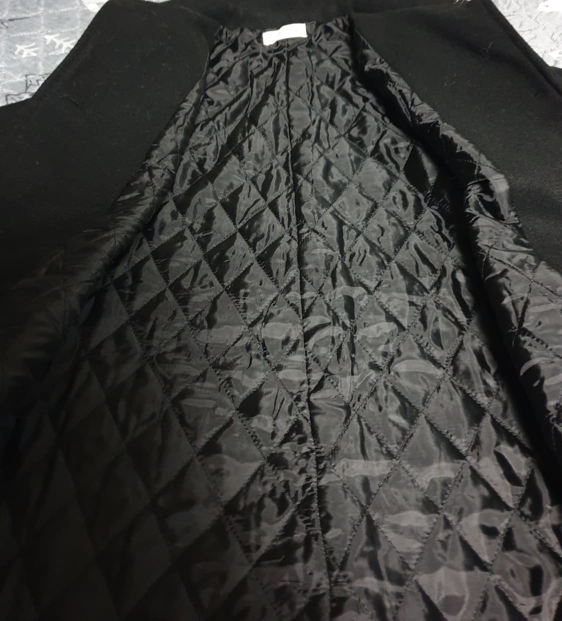 제이컬렉션 벨티드 안감누빔 울 롱코트 블랙 (F) 상품이미지4