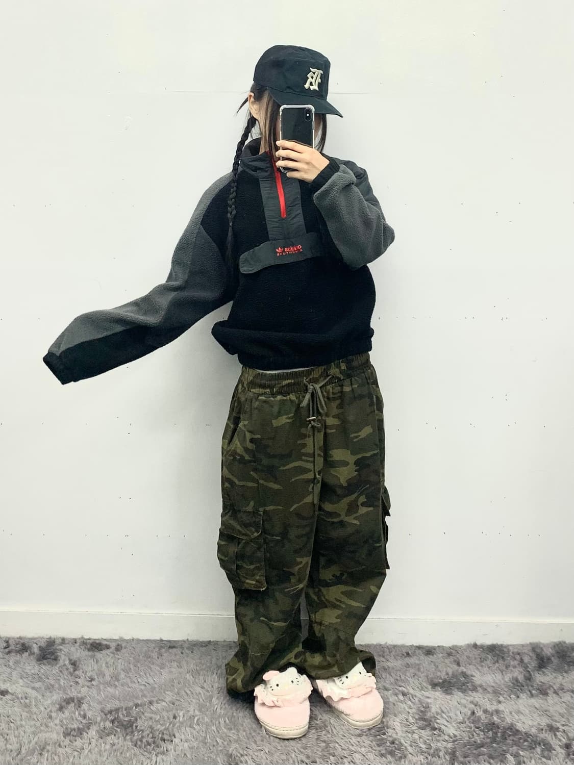 아디다스 챠콜 플리스 아노락 상품이미지1