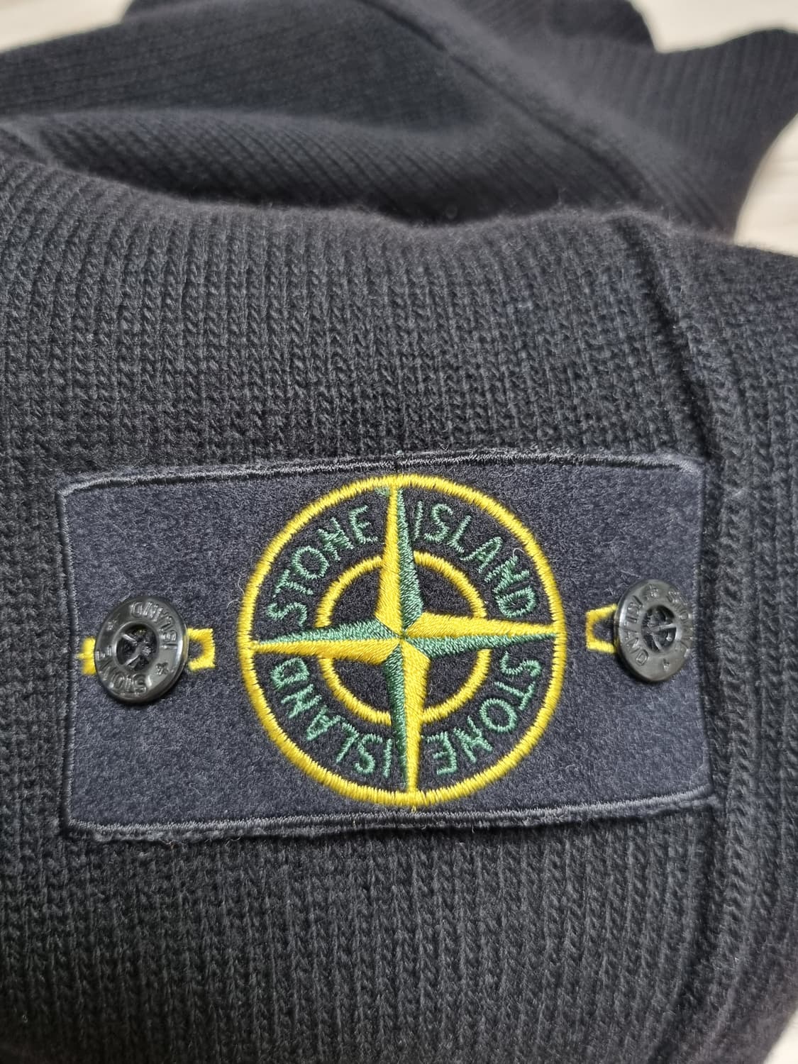 스톤아일랜드 니트 반집업 상품이미지6